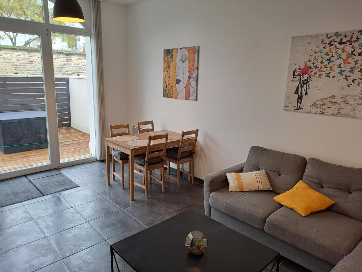 Bel Grande Terrasse Avec Parking A Appartement Dijon